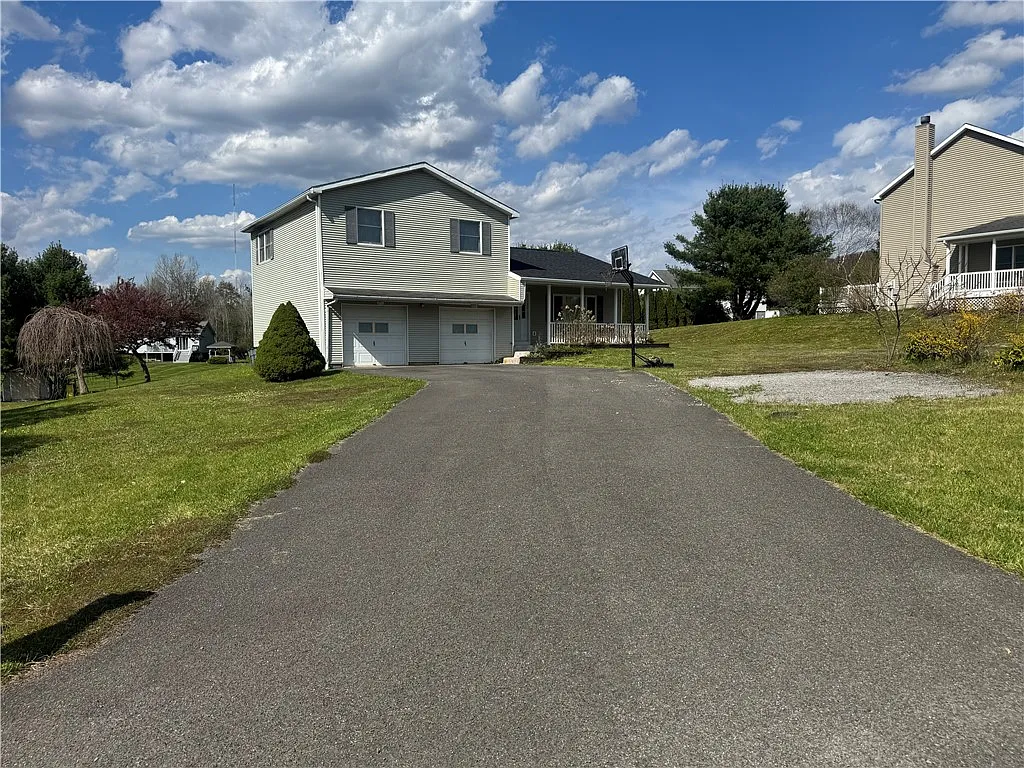 3 bed, 4.0 bath, 1600 sqft, $2,250 — Photo 4