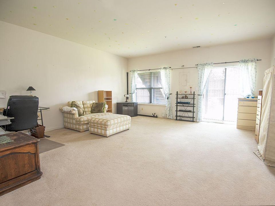 Ground Floor Unit