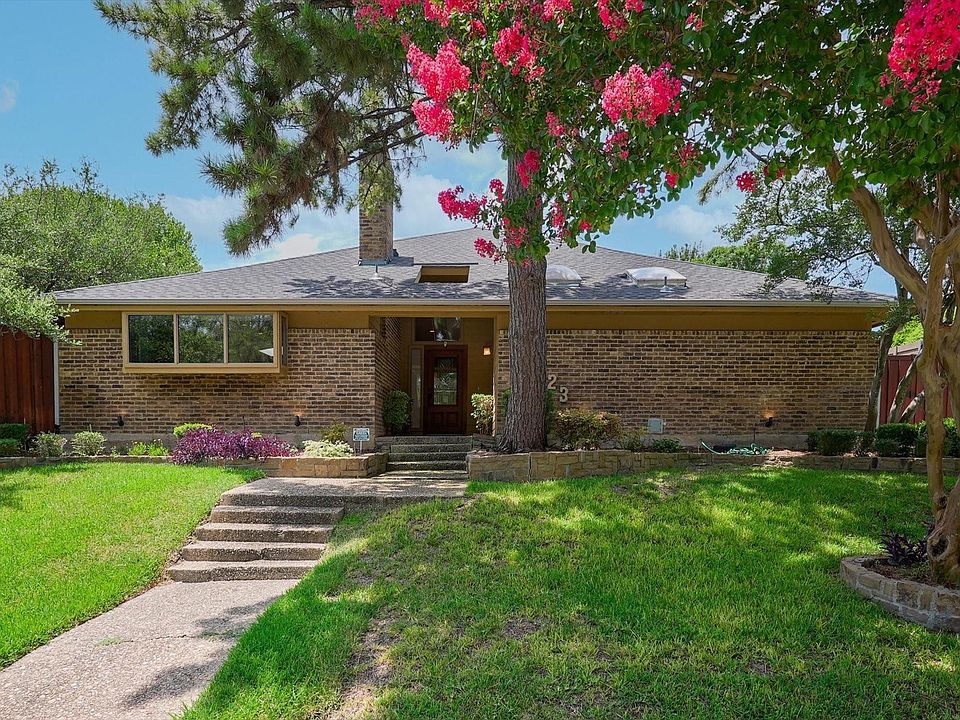 1st image of 15123 Cypress Hills Dr