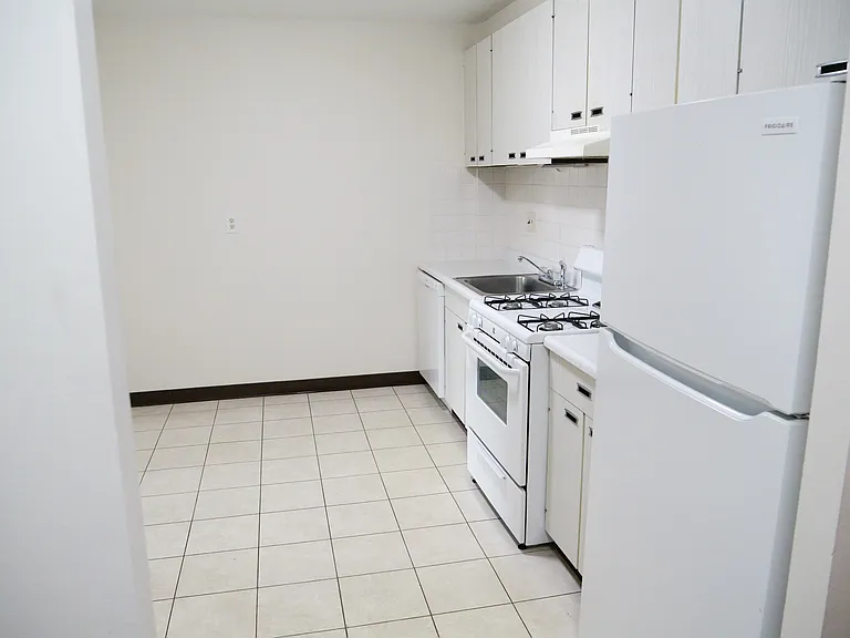Drexeline Apartments — Photo 29