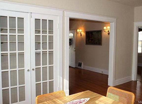 5th image of 2466 Northland Ave