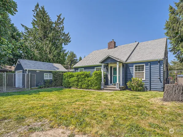 15805 Des Moines Memorial Drive S, Burien, WA 98148