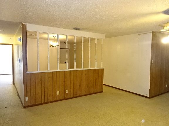 4th image of 1523 Northridge Dr