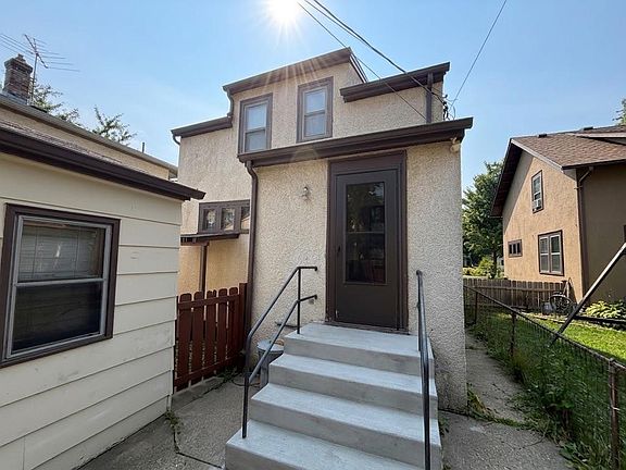 3rd image of 4159 Snelling Ave