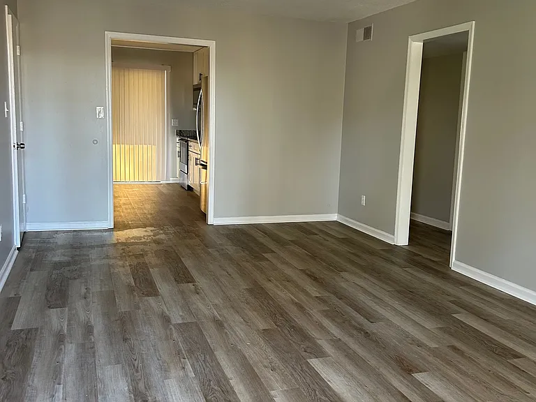 1615 Kay Ave #B — Photo 5