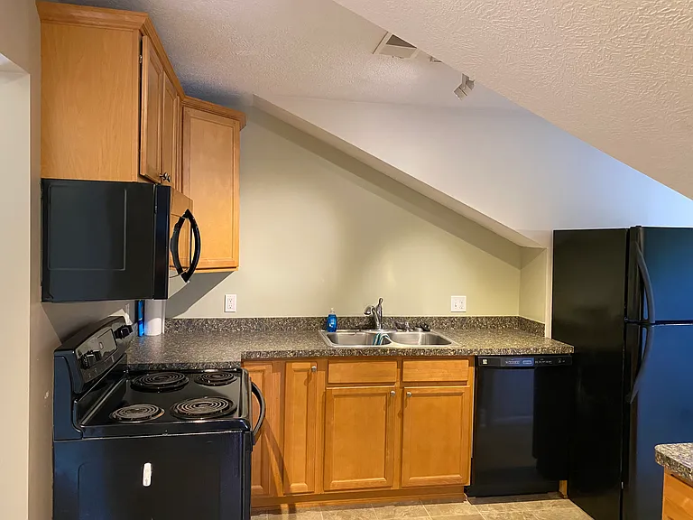 511 N Pine St #3 — Photo 11
