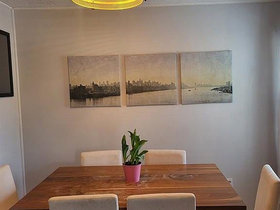 5th image of 42 Avenue Rd