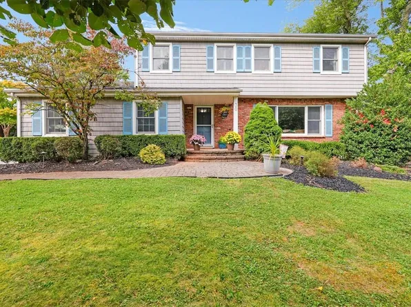 30 London Terrace, New City, NY 10956