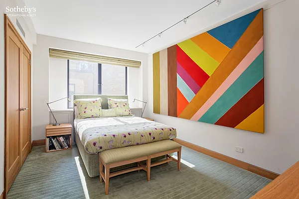 Sold by Sotheby's International Realty | media 22