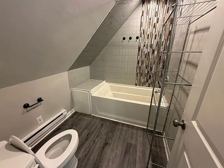 7803 Dearborn Ave — Photo 4