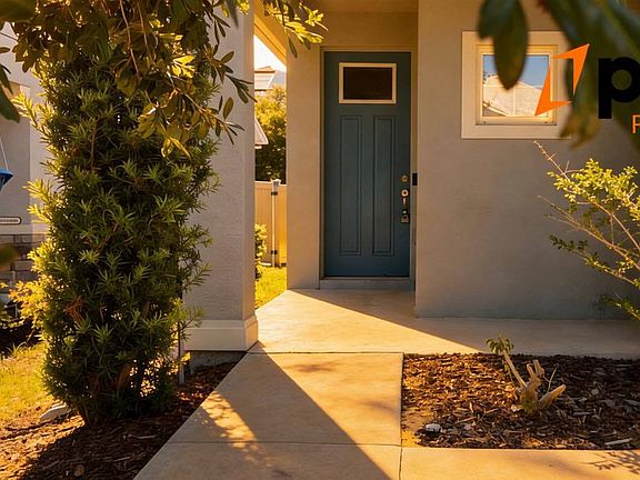 4th image of 2593 Pinnacle Ln