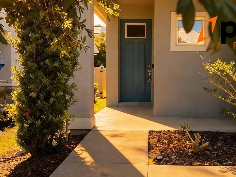 3 bed, 2.0 bath, 1589 sqft, $2,600 — Photo 5