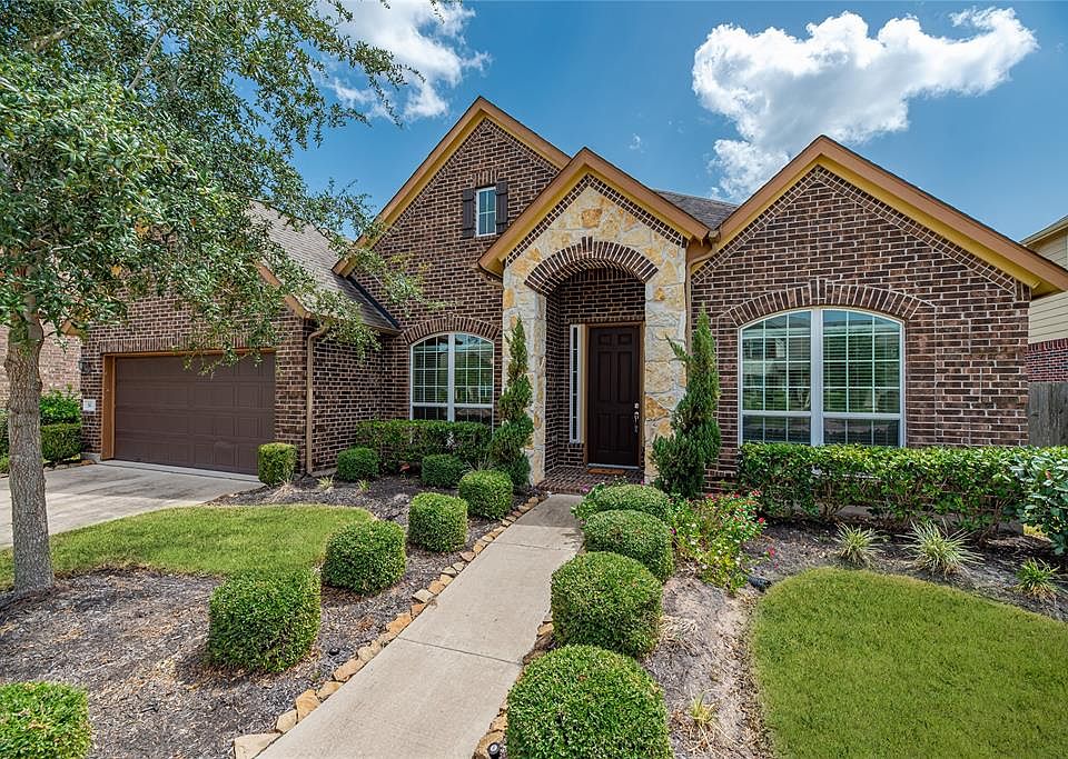 1st image of 50 Ember Branch Dr