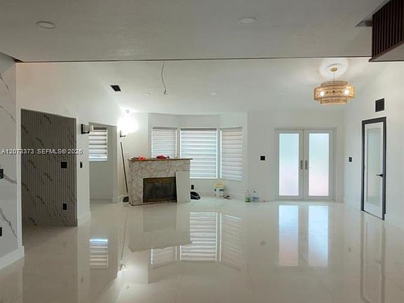2nd image of 13926 SW 14th St
