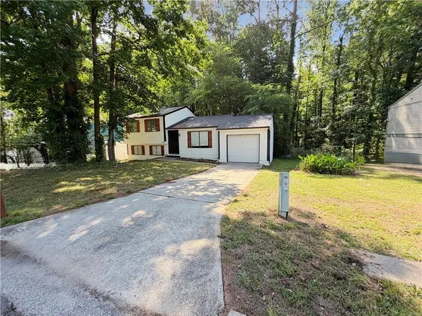 5321 Tasman Trl, Lithonia, GA 30038