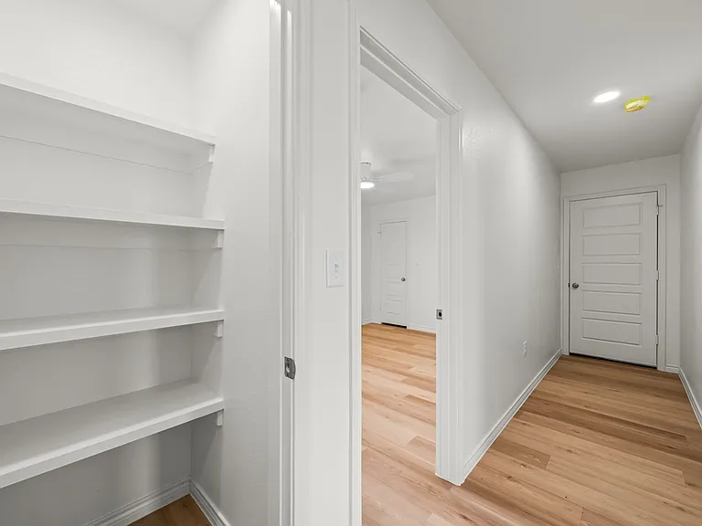 11409 N Cres #2800-A — Photo 23