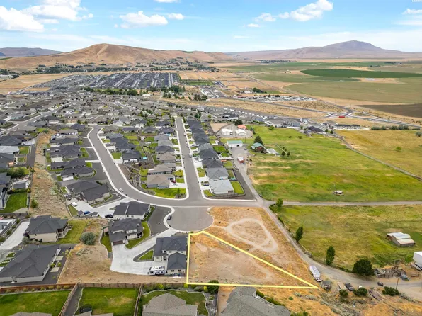 6560 Caspian Pl, West Richland, WA 99353