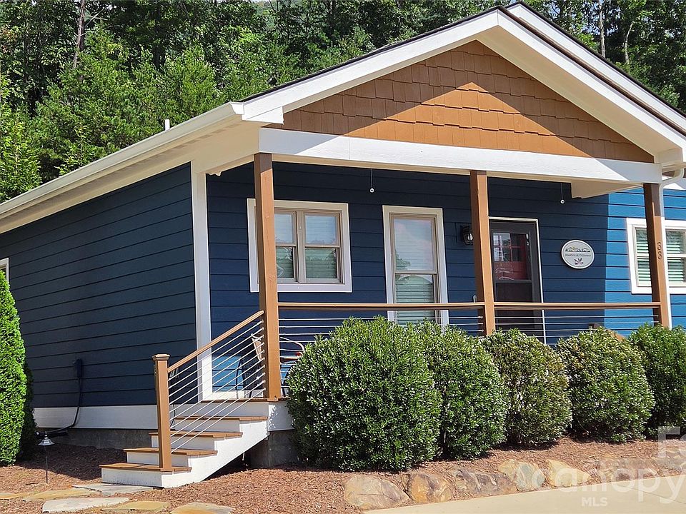 1st image of 33 Westside Village Rd