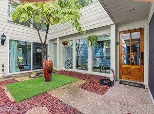 548 Lost Tree Ln, Knoxville, TN 37934