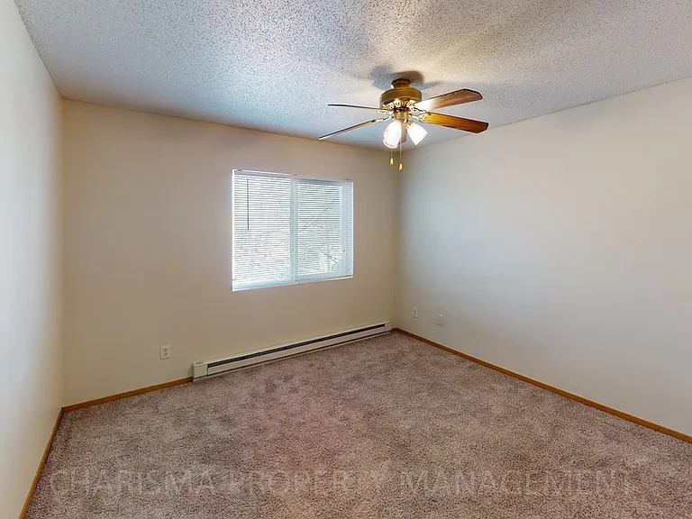 Cedar Ridge Apartments — Photo 21