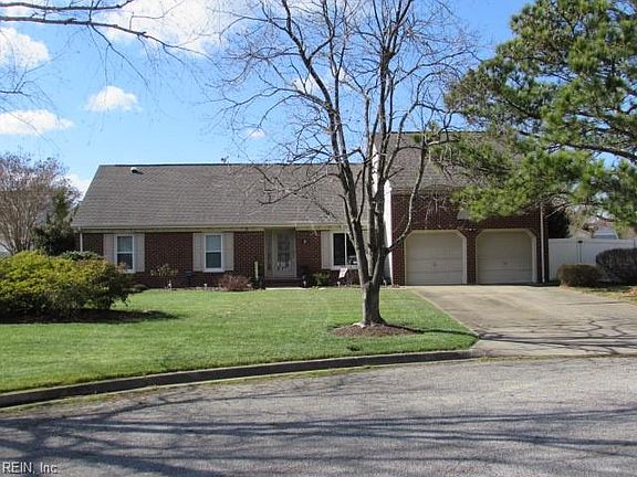 2nd image of 514 Three Oaks Dr