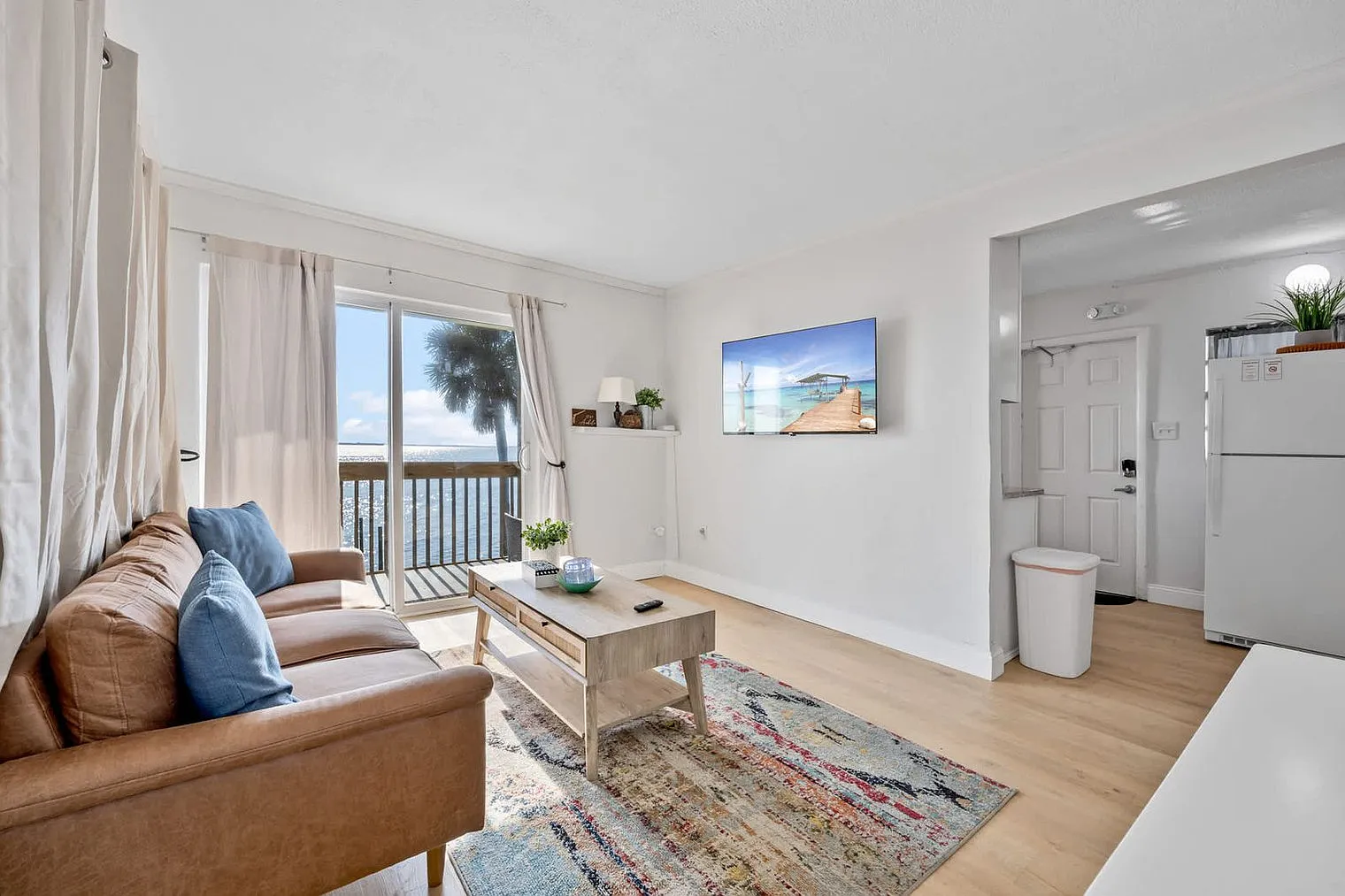 2 bed, 1.0 bath, $3,291 — Photo 1