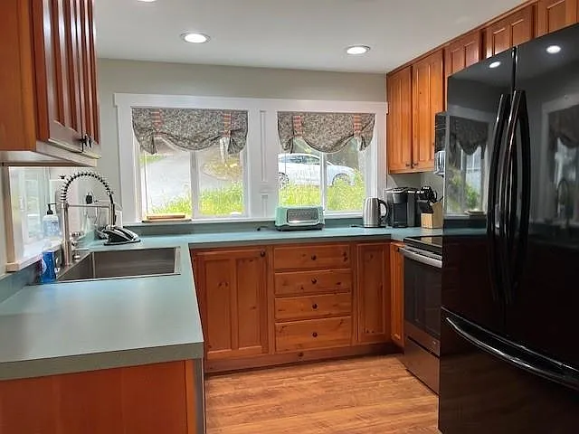 75 Winter Rd — Photo 12