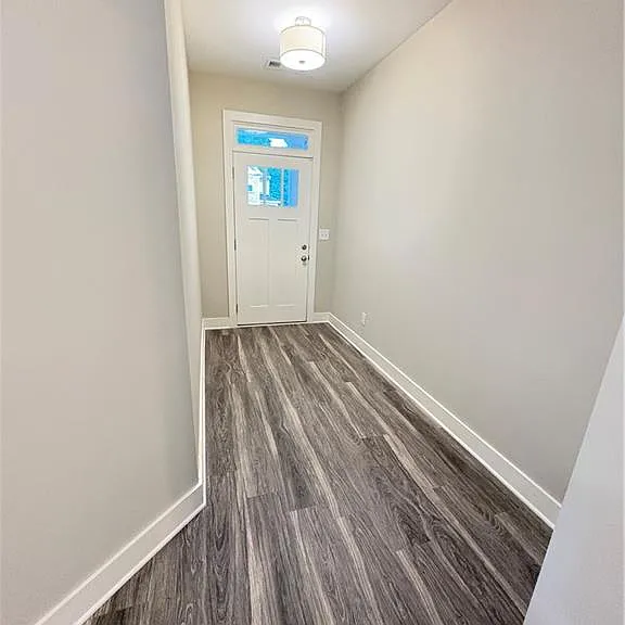 418 Arbor Crowne Dr — Photo 2