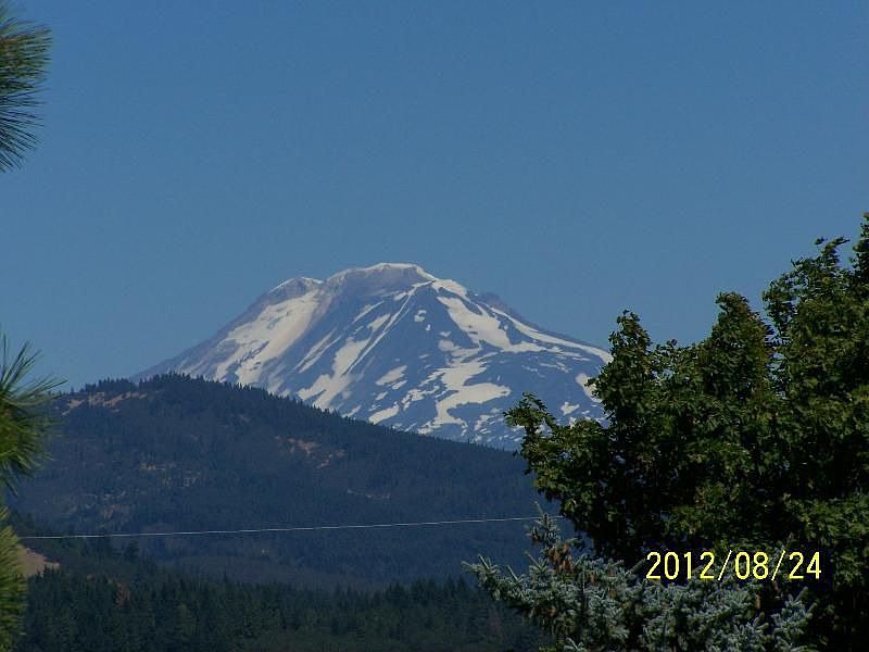 2nd image of 767 Fern Pl