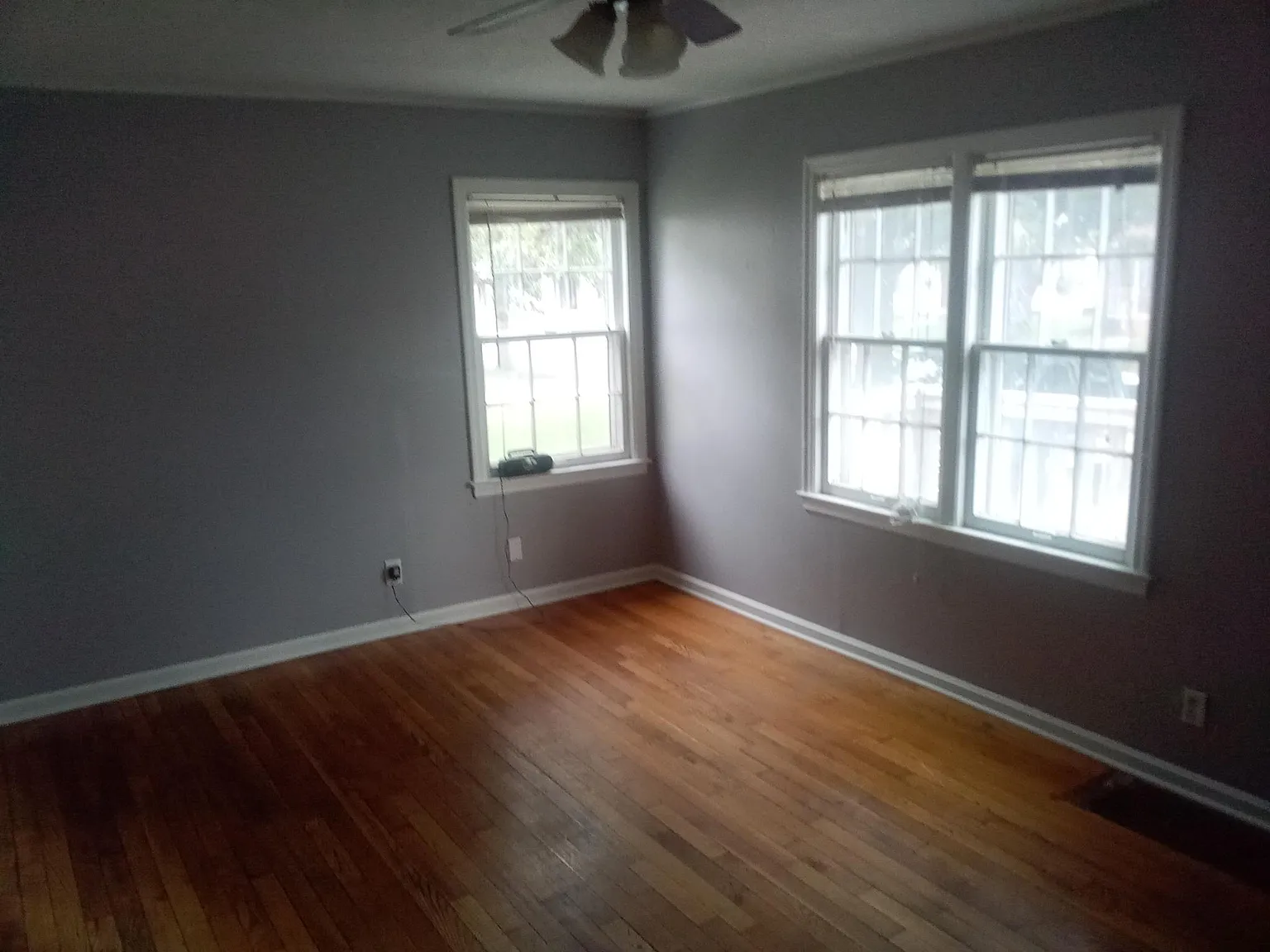 1011 Illinois St — Photo 3