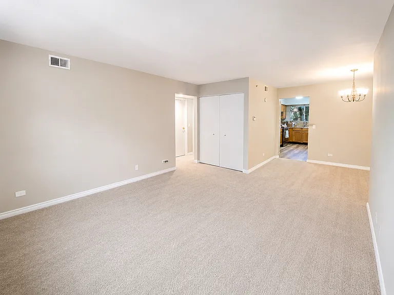1520 N River West Ct #2B — Photo 5