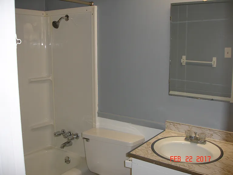 413 S Mulberry St #A — Photo 8