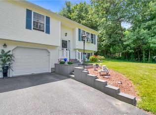 19 White Rd, Ellington, CT 06029