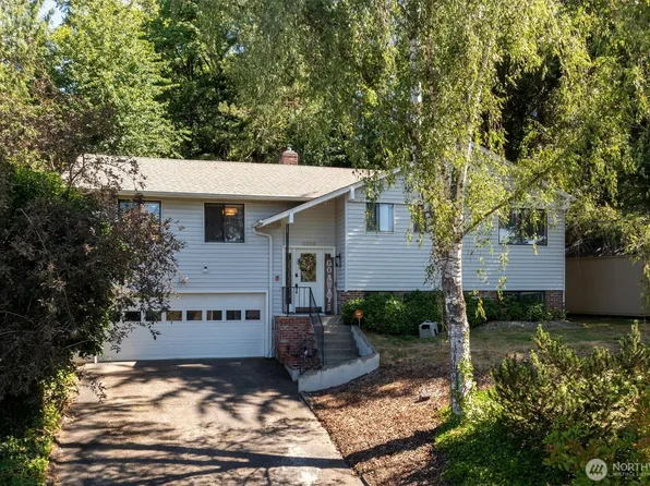 2326 Cedar Place, Longview, WA 98632