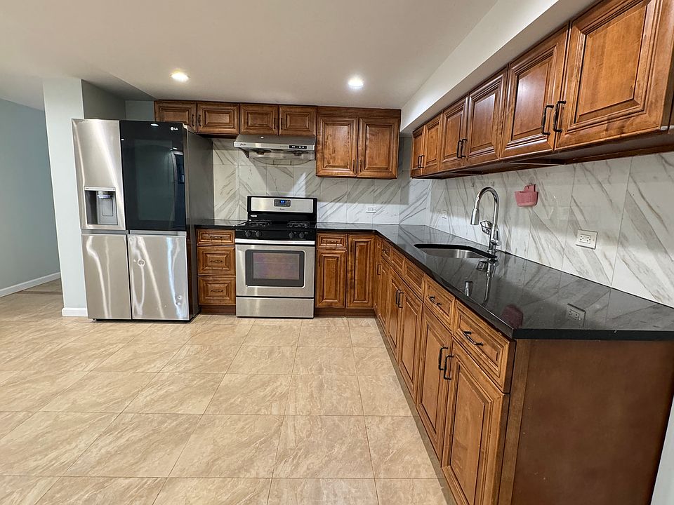 1st image of 422 Hanover Ave #B
