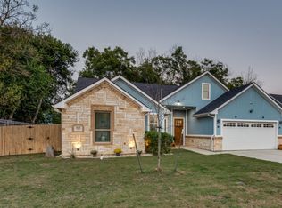 913 Cope St, Midlothian, TX 76065
