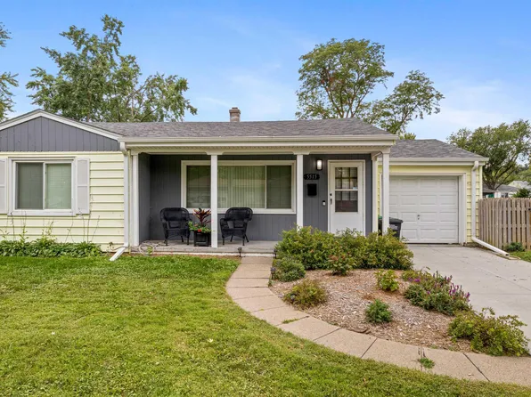 5515 Boyd St, Omaha, NE 68104