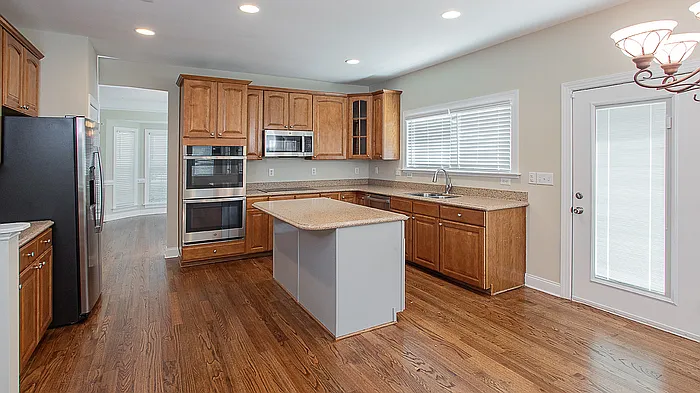 401 Hannah McKenzie Dr — Photo 13