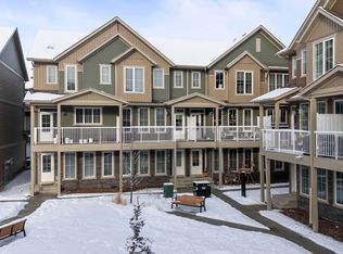 Peak 61, Edmonton, AB T6W 3C8