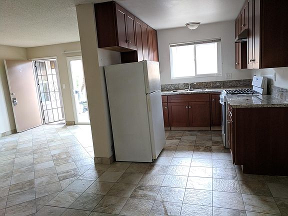 3rd image of 3726 Madison Ave #2222