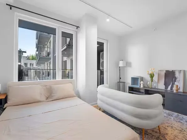 16 West Street image 6 of 13