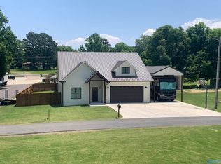 175 1st Ave W, Grant, AL 35747