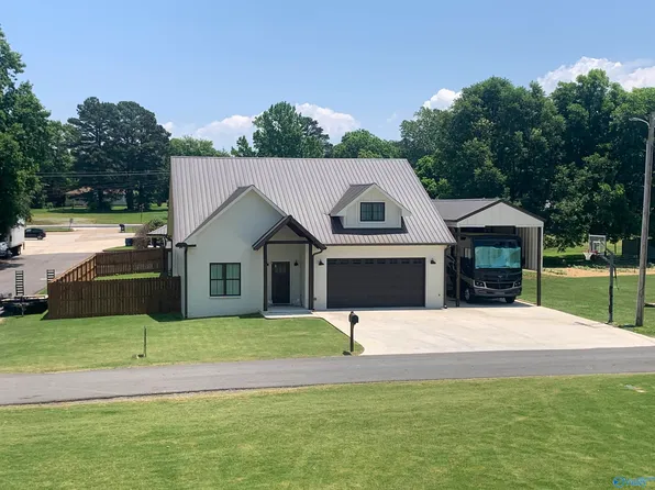 175 1st Ave W, Grant, AL 35747