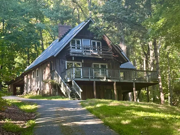 7327 Fort Mason Dr, Roanoke, VA 24018