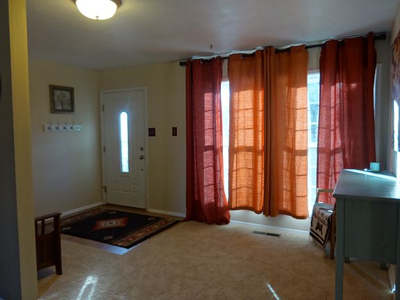 3rd image of 117 Alhambra Dr
