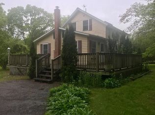 785 Bulgarmarsh Rd, Tiverton, RI 02878