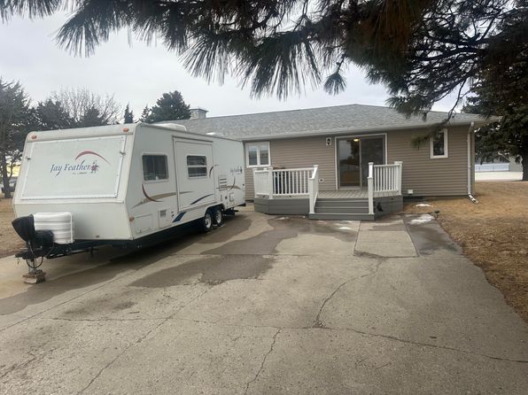 1408 Kennedy Memorial Dr, Mobridge, SD 57601