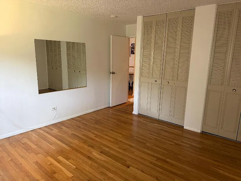 8994 Kennedy Dr #1E — Photo 23