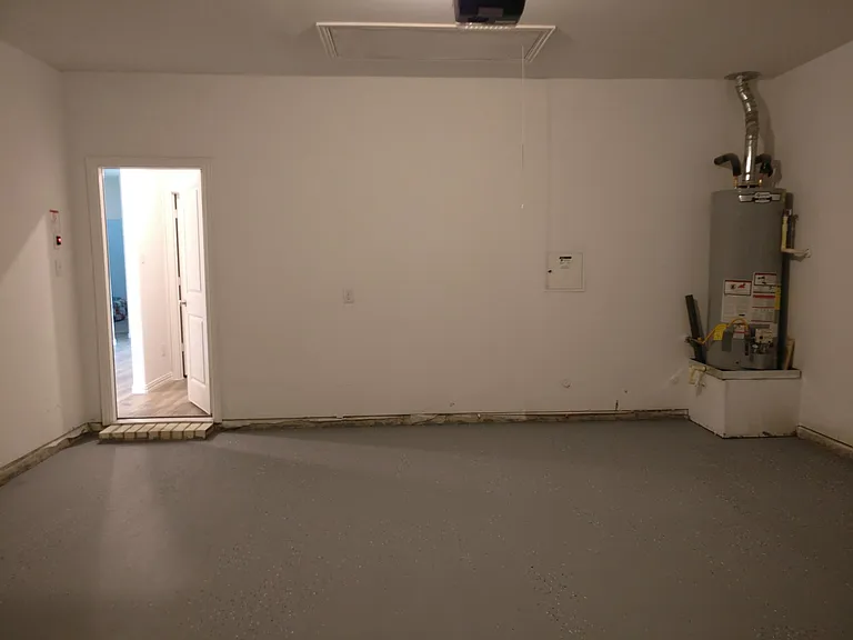 1216 Smoketree Ln — Photo 27