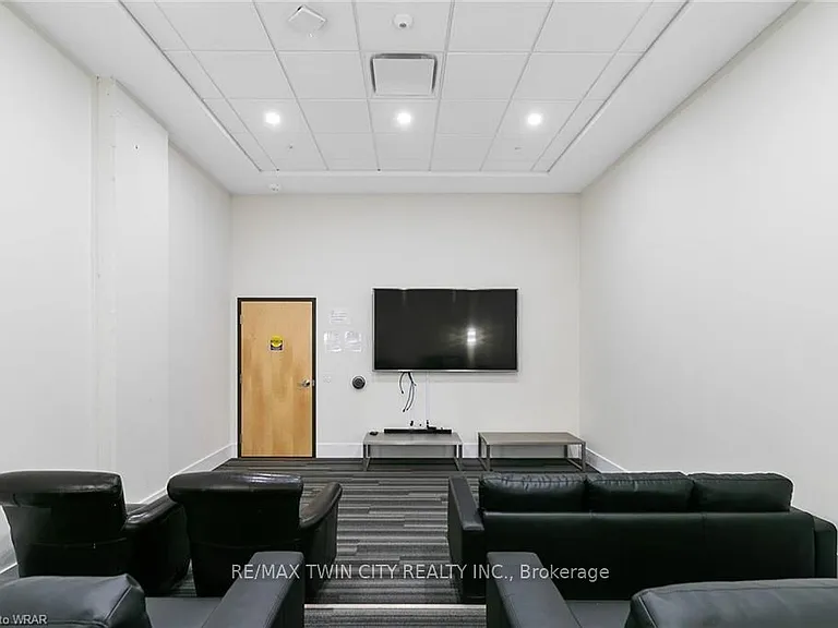 108 Garment St #405 — Photo 17